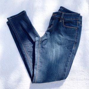 The Limited 917 Skinny Jeans Size 4 Short
